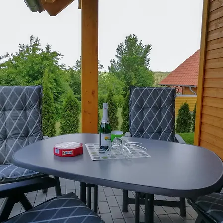 Premium-plus-ferienhaus Thiazi 하셀펠데